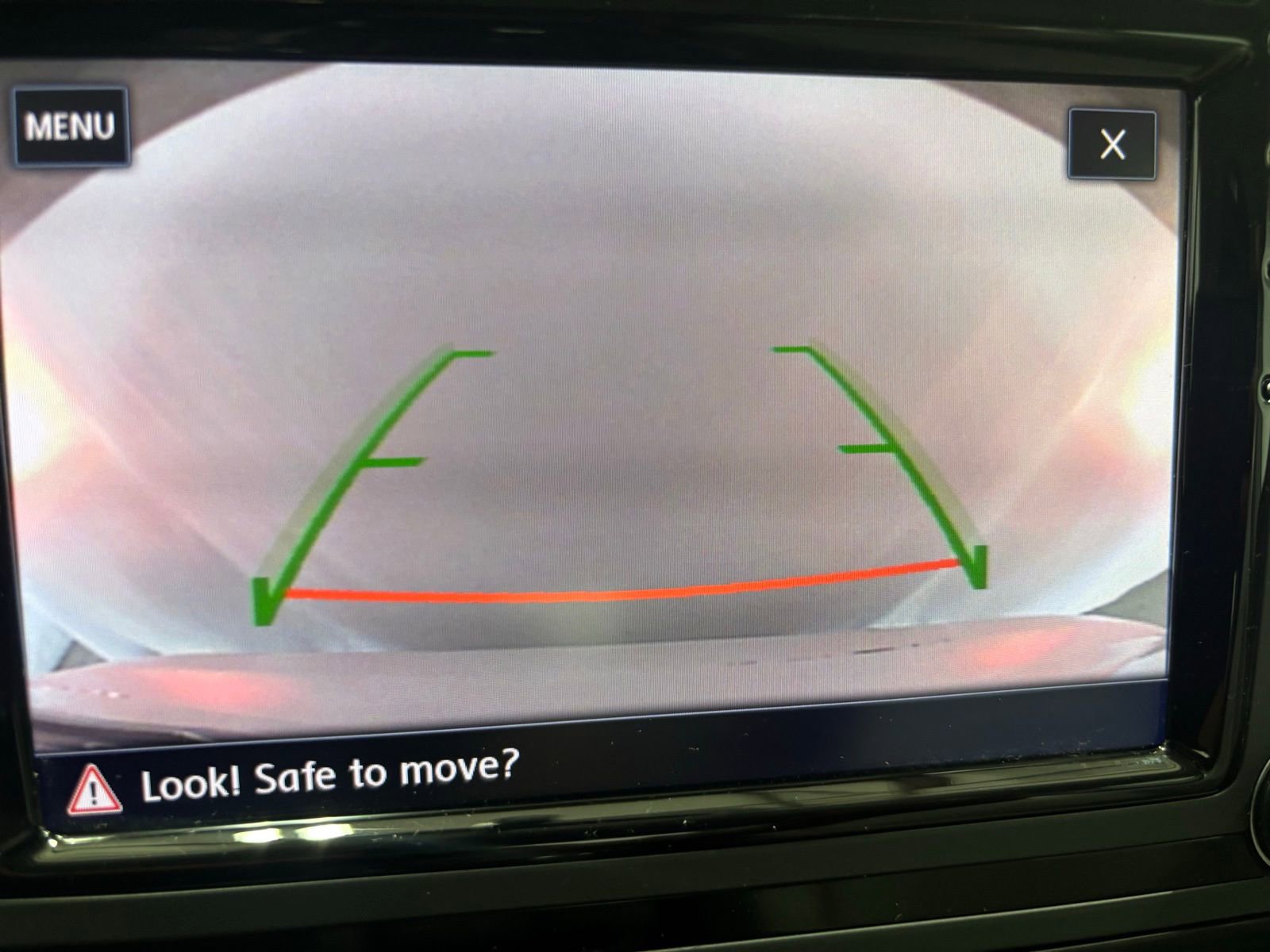 Used 2018 Volkswagen Passat 2.0T R-Line w/ R-Line Lighting Package image 23