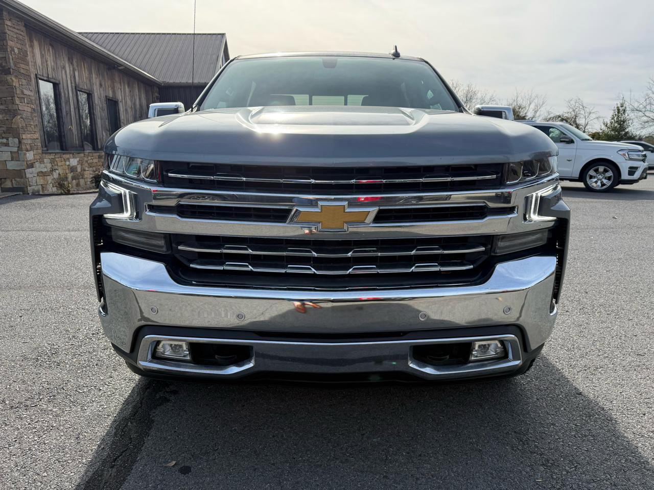 Used 2021 Chevrolet Silverado 1500 LTZ AWD/4WD image 10
