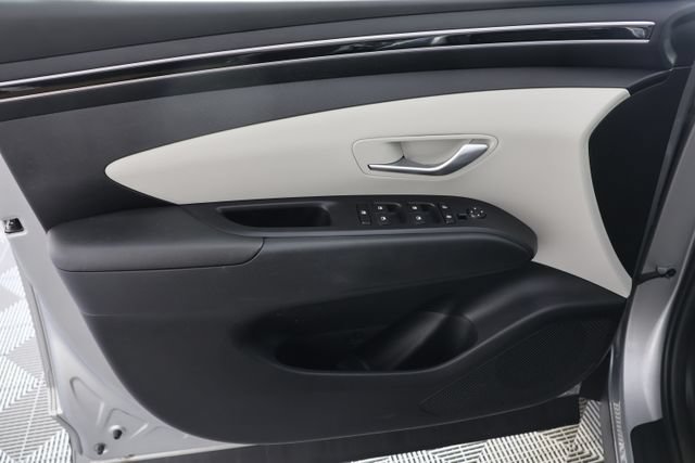 Certified 2024 Hyundai Tucson SE AWD/4WD image 22