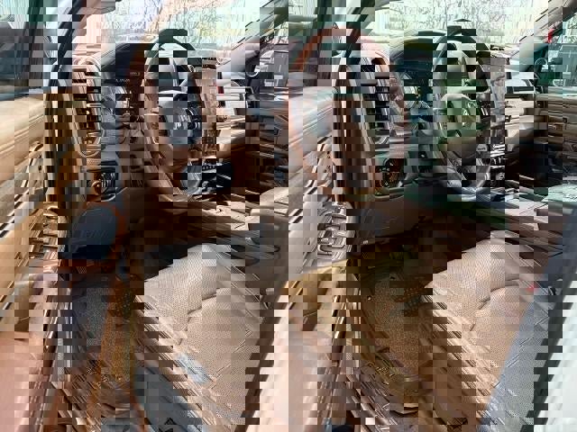 Used 2020 RAM 3500 Limited image 10