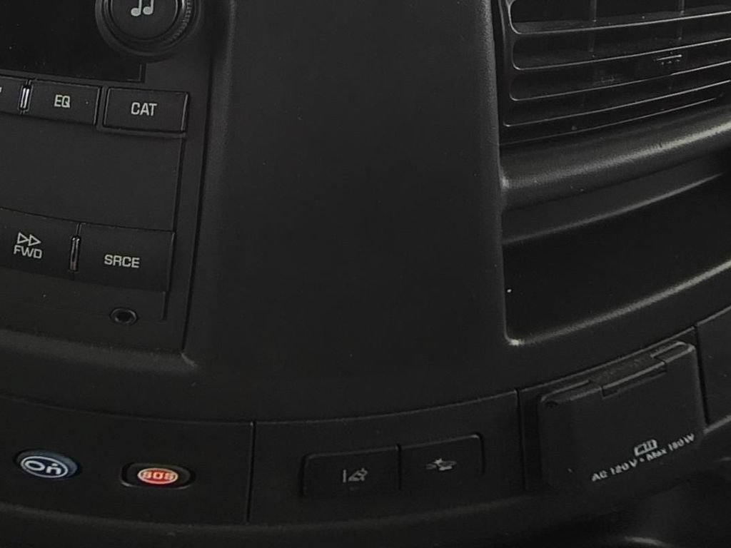 Certified 2025 Chevrolet Express 2500 w/ Driver Convenience Package RWD image 13