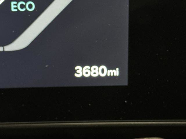 Used 2025 Kia Carnival SX image 6