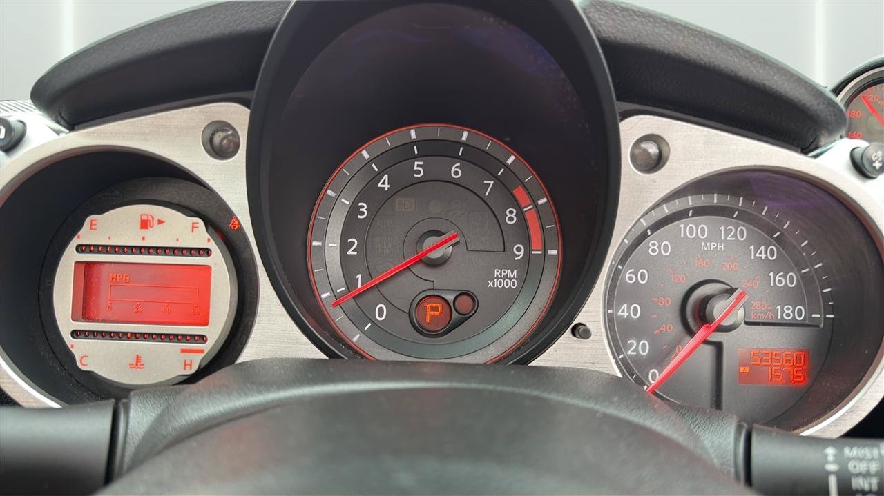 Used 2010 Nissan 370Z Touring w/ Sport Pkg RWD image 24