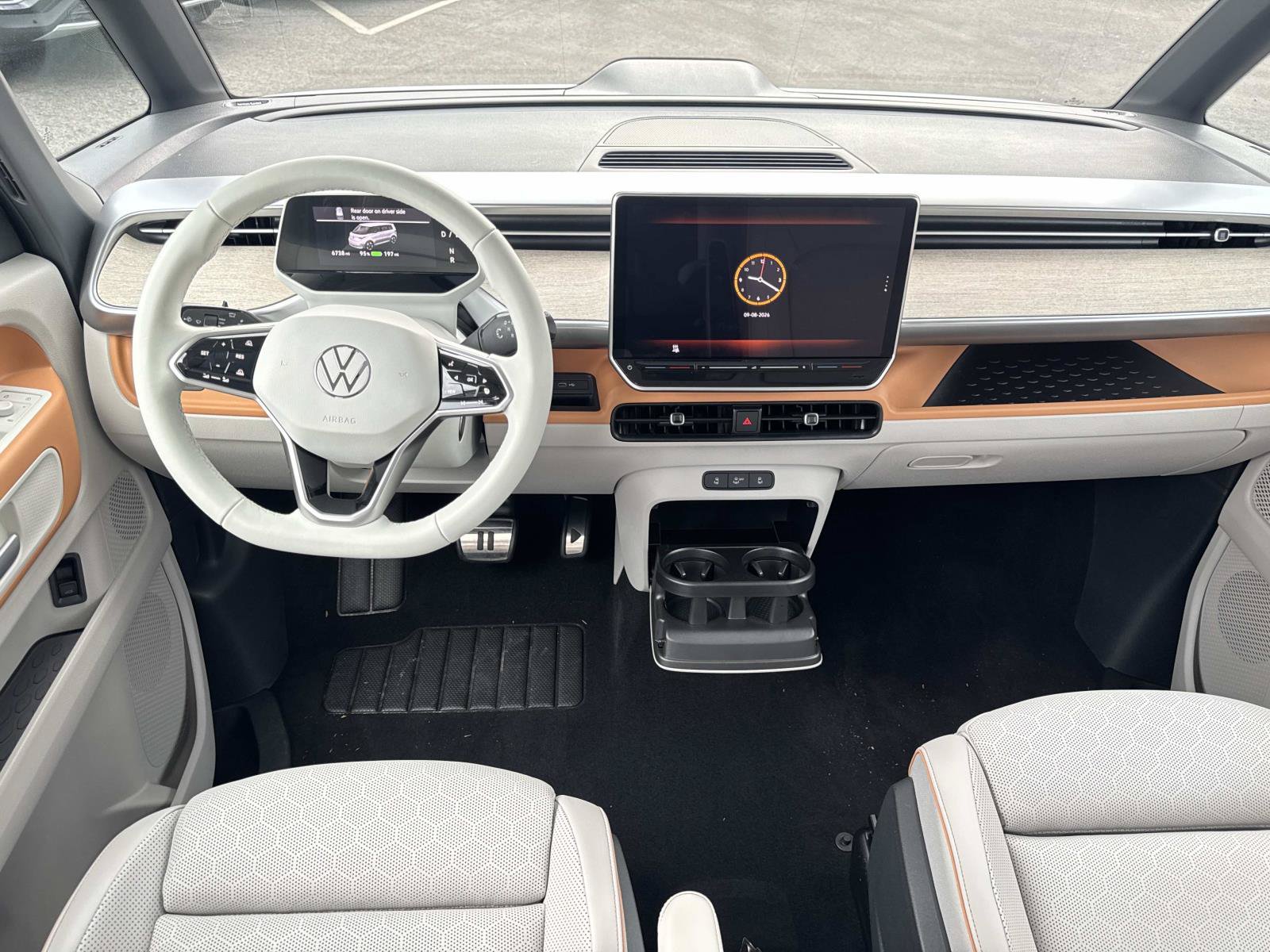 Certified 2025 Volkswagen ID. Buzz 1st Edition AWD/4WD image 8