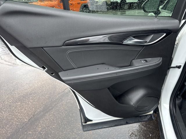 Used 2022 Buick Envision Preferred FWD image 17