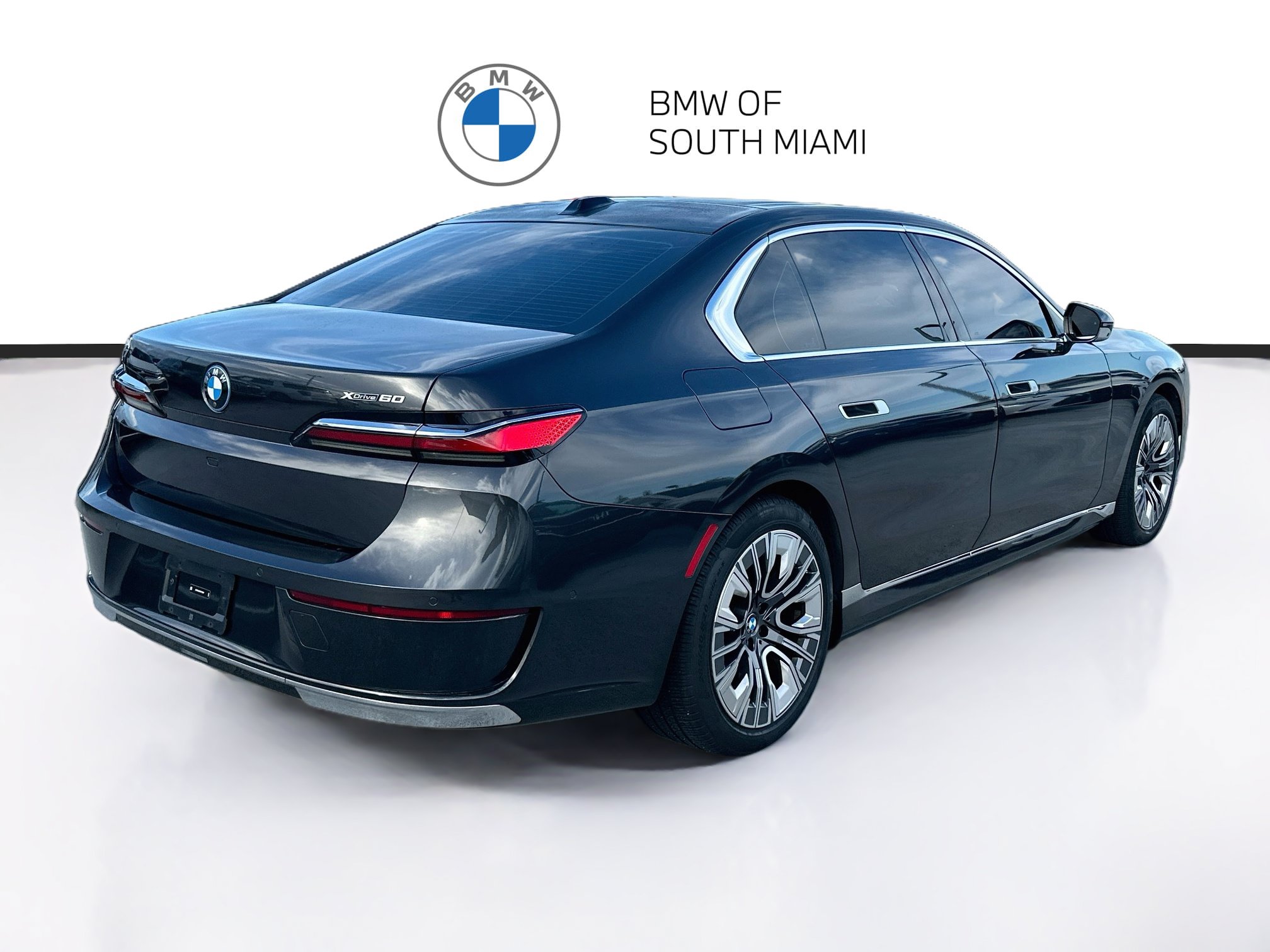 Certified 2024 BMW i7 xDrive60 AWD/4WD image 7