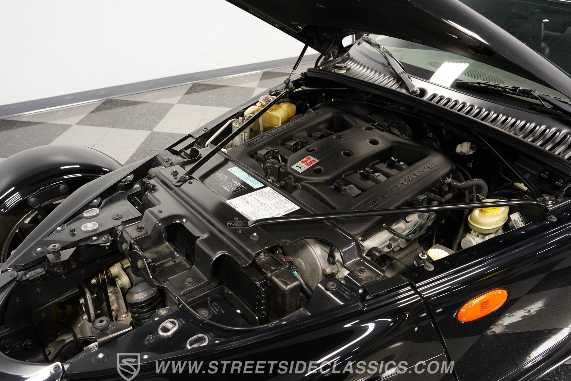 Used 2000 Plymouth Prowler image 32