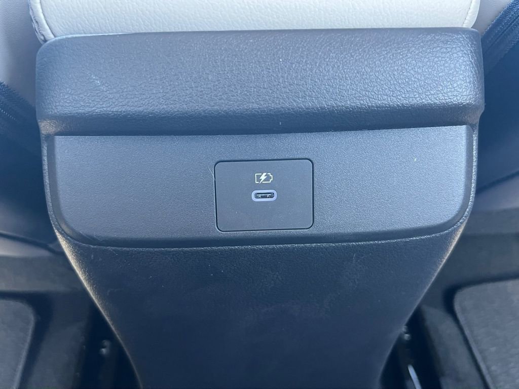 New 2026 Nissan Sentra SL w/ Floor Mat Package image 6