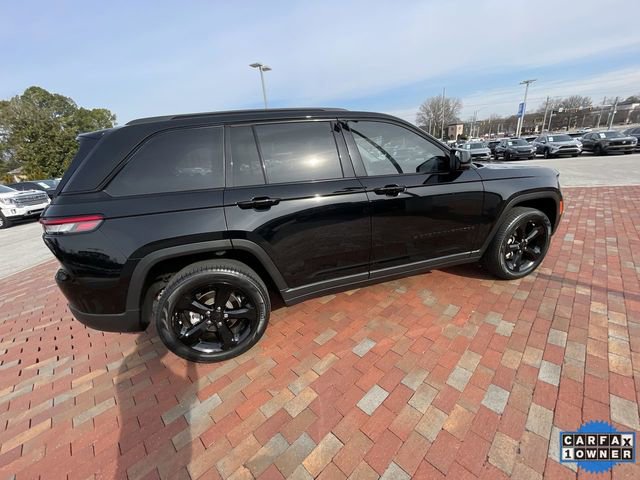 Used 2023 Jeep Grand Cherokee Limited w/ Luxury Tech Group II image 36