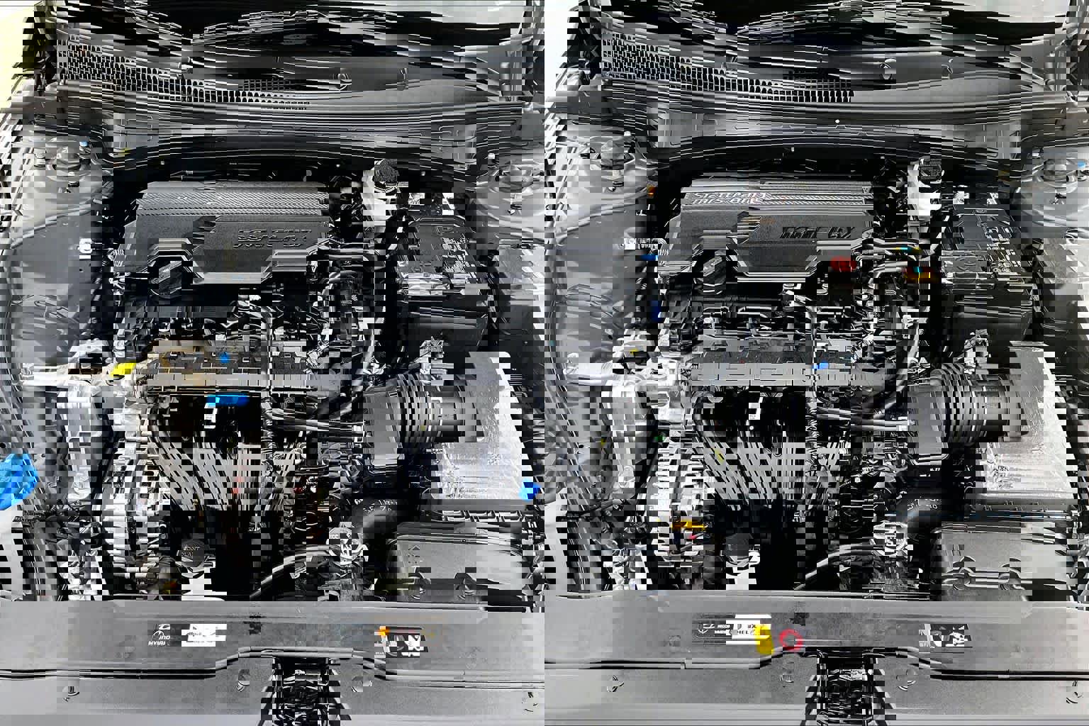 Certified 2025 Hyundai Elantra Sport image 30