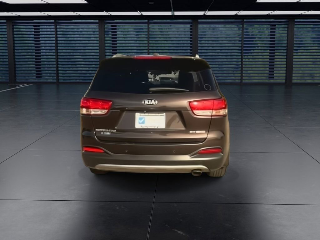 Used 2017 Kia Sorento EX image 7