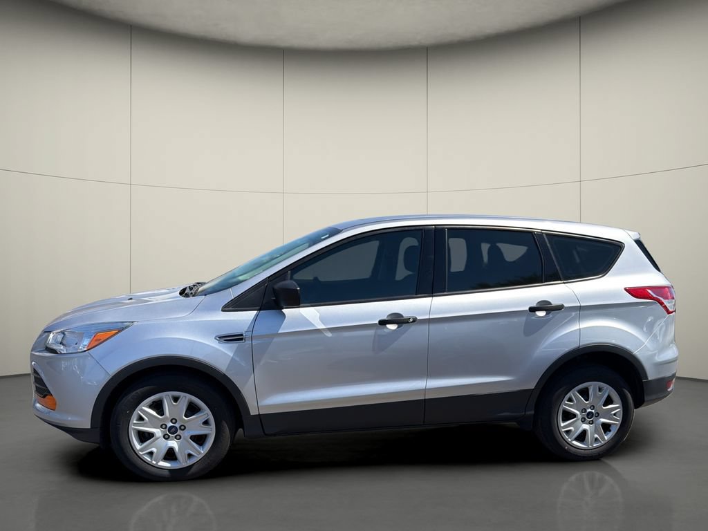 Used 2015 Ford Escape S FWD image 4