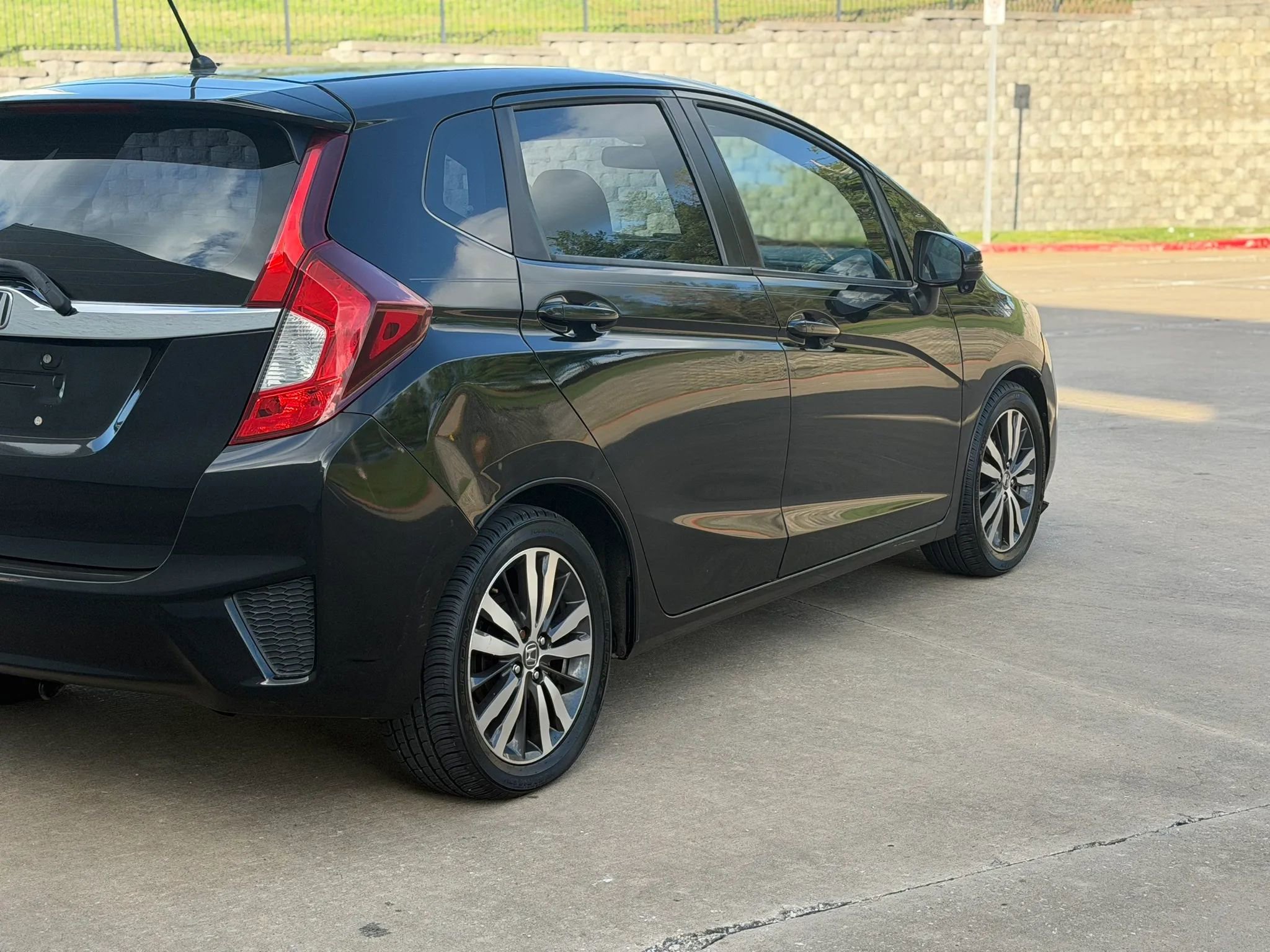 Used 2015 Honda Fit EX image 7