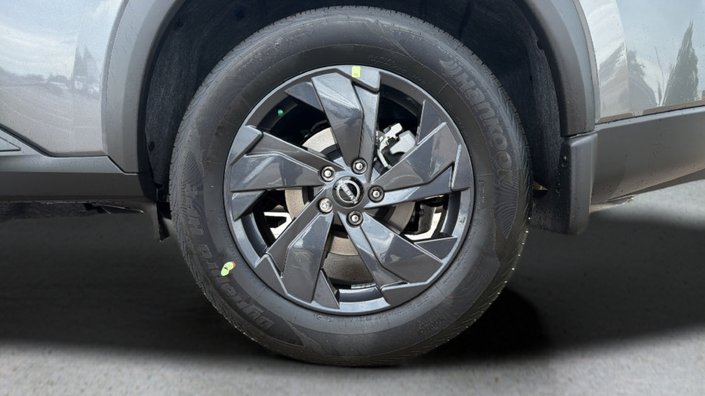 New 2026 Nissan Rogue SV AWD/4WD image 27