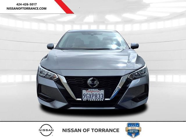 Used 2023 Nissan Sentra SV w/ SV Premium Package FWD image 2