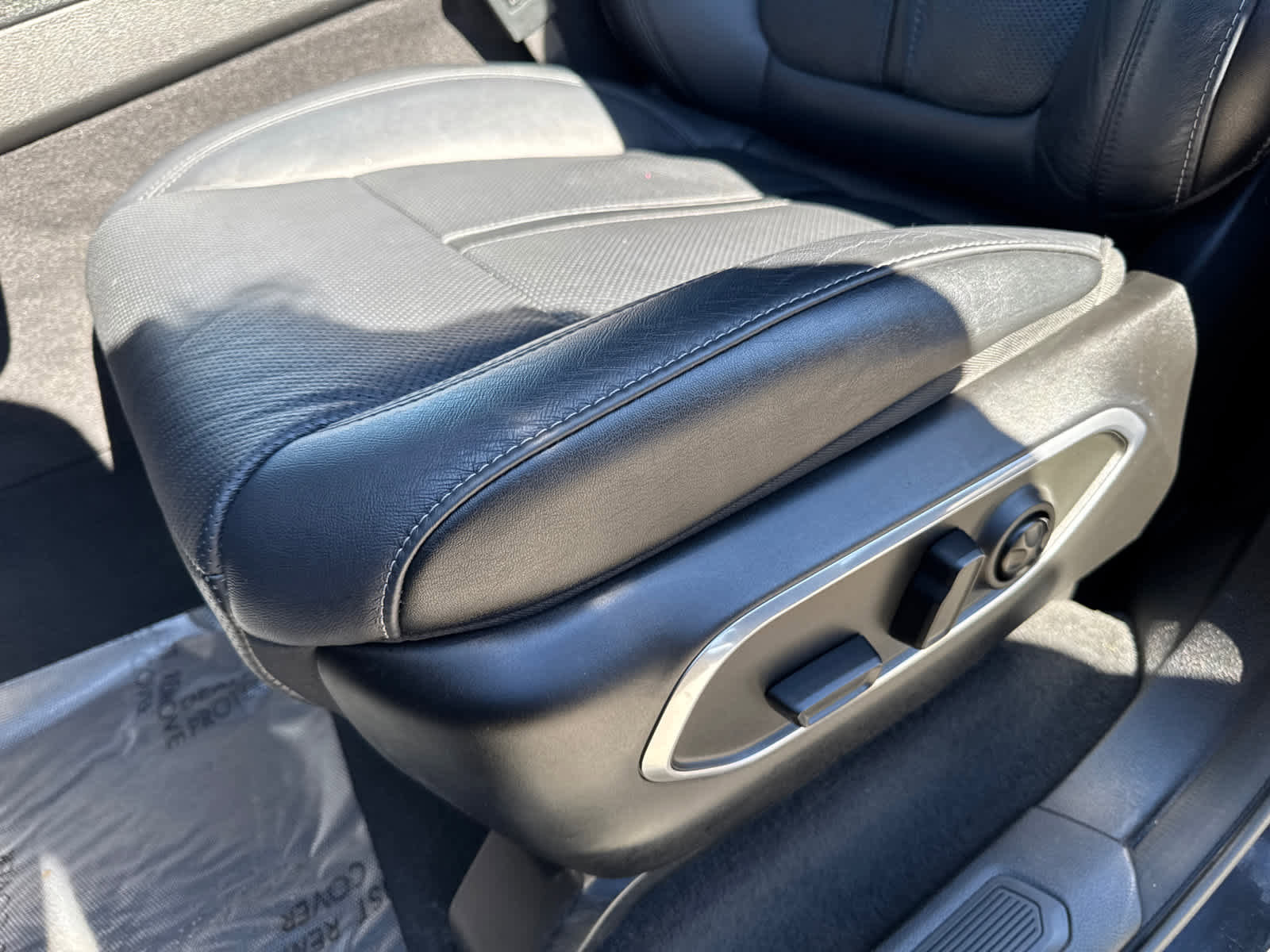 Used 2024 Jeep Wagoneer Series II image 16