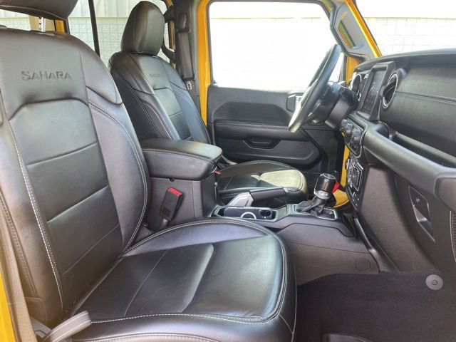 Used 2021 Jeep Wrangler Unlimited Sahara w/ Uconnect 4C Nav & Sound Group AWD/4WD image 16
