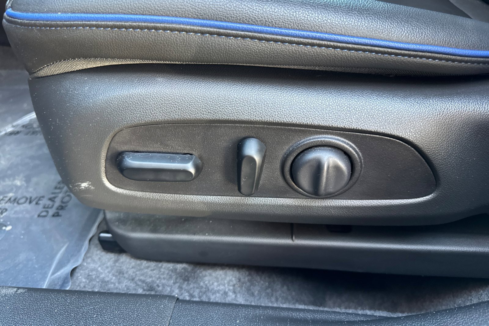 Certified 2025 Buick Envista Sport Touring w/ Convenience I Package FWD image 12