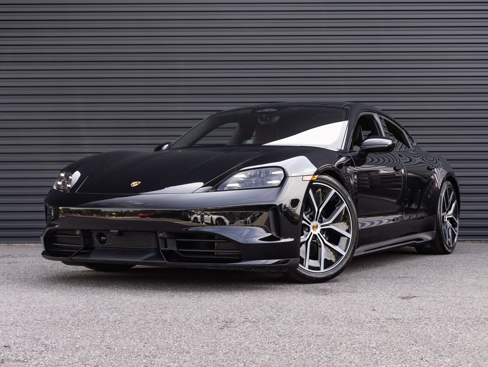 New 2026 Porsche Taycan AWD/4WD image 1