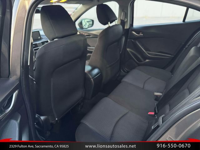 Used 2014 MAZDA MAZDA3 i Touring w/ Technology Package FWD image 14