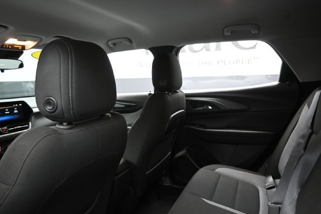 Used 2025 Chevrolet TrailBlazer LT AWD/4WD image 27