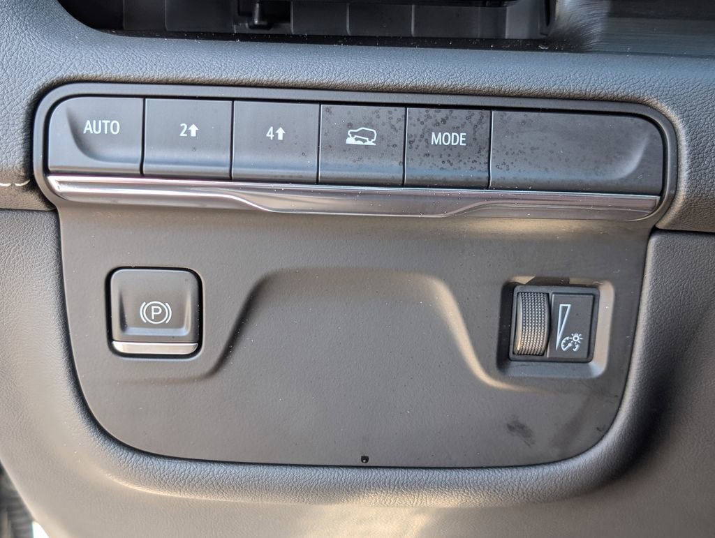 Used 2023 Cadillac Escalade ESV Premium Luxury w/ LPO, Floor Liner Package AWD/4WD image 30