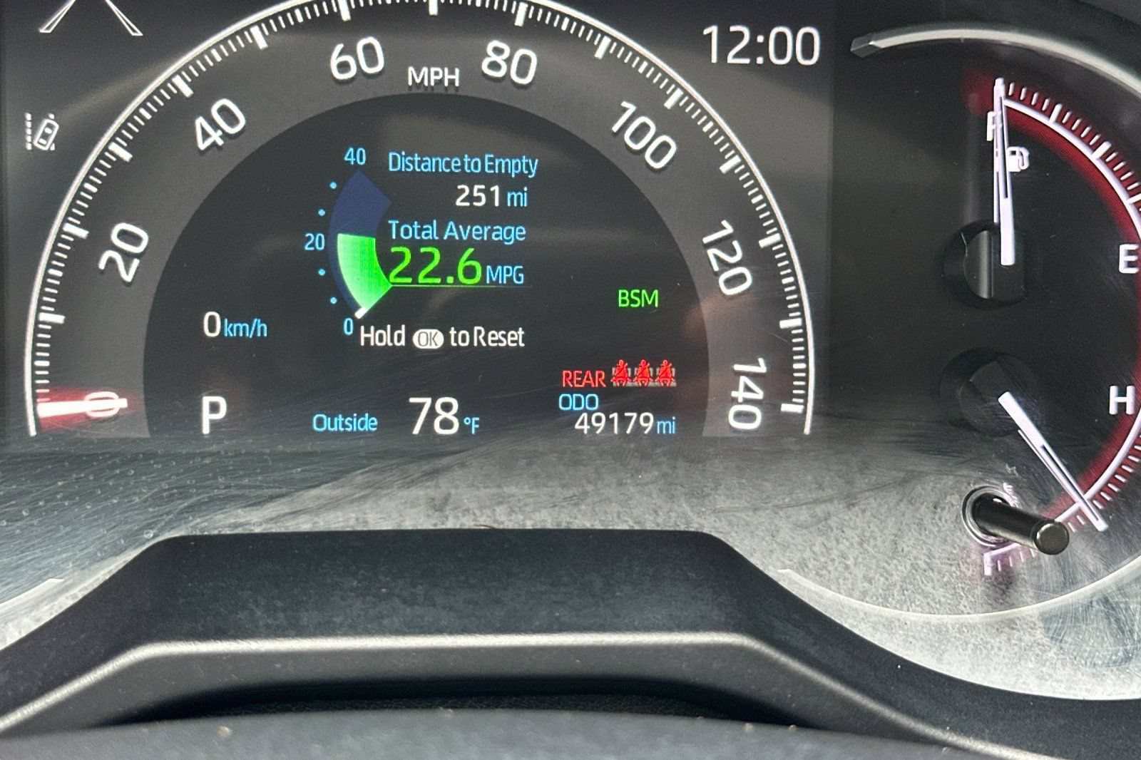 Used 2024 Toyota RAV4 XLE Premium FWD image 28