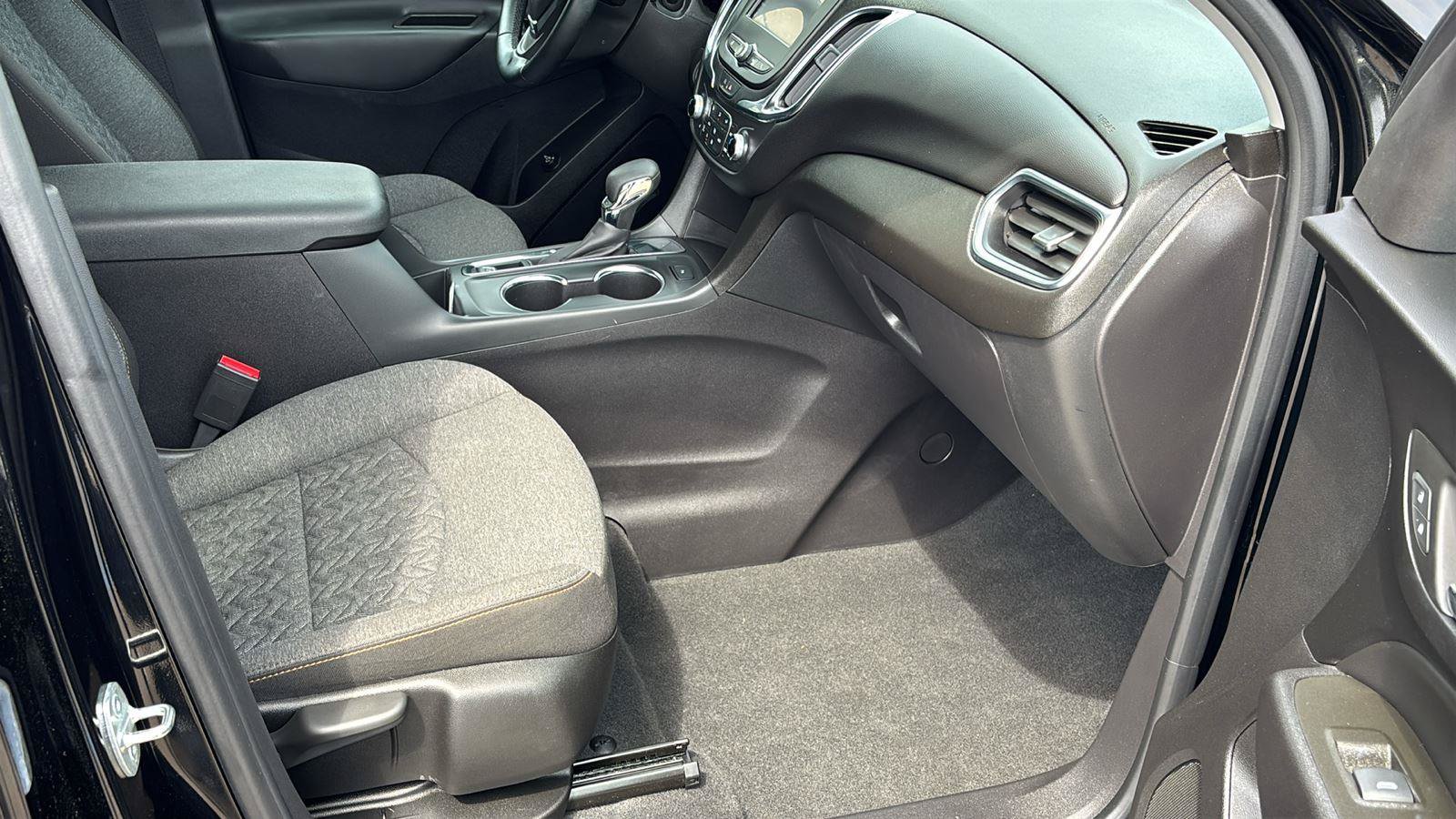 Certified 2023 Chevrolet Equinox LT FWD image 21