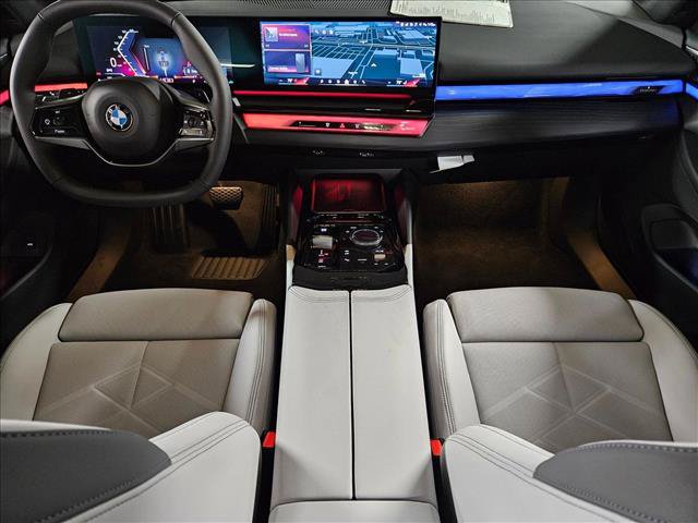 Used 2026 BMW 530i w/ Premium Package RWD image 15
