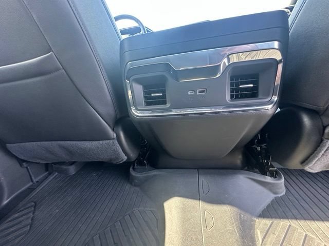 Used 2022 Chevrolet Silverado 1500 LTZ AWD/4WD image 33