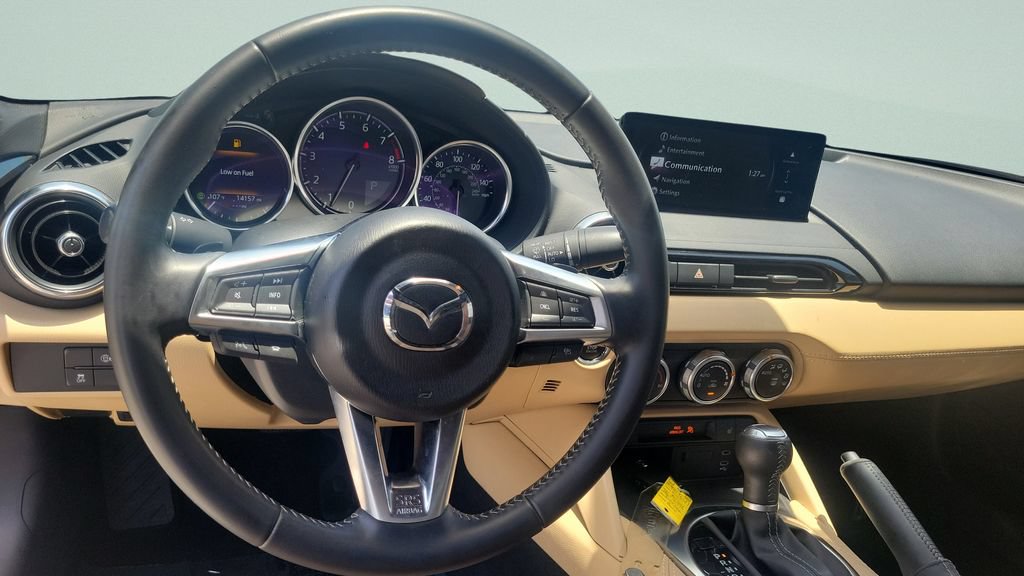 Used 2025 MAZDA MX-5 Miata Grand Touring RWD image 11