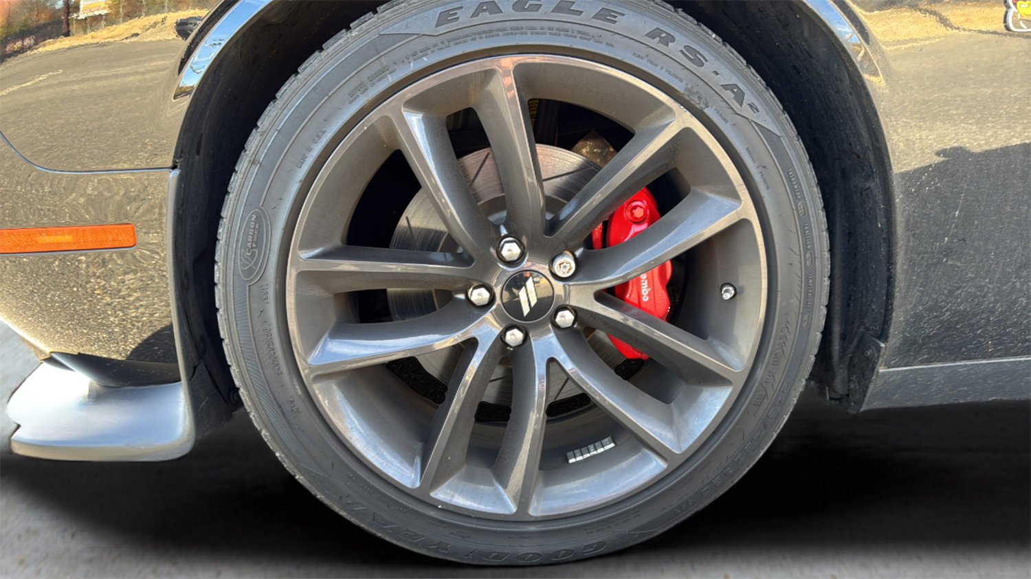 Used 2019 Dodge Challenger R/T Scat Pack w/ Shaker Package image 9