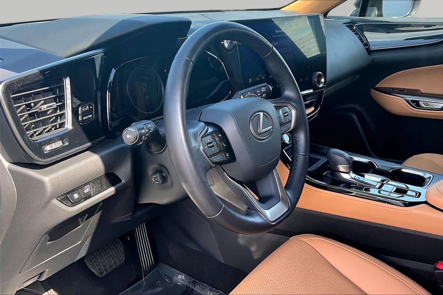 Used 2022 Lexus NX 350h AWD image 17