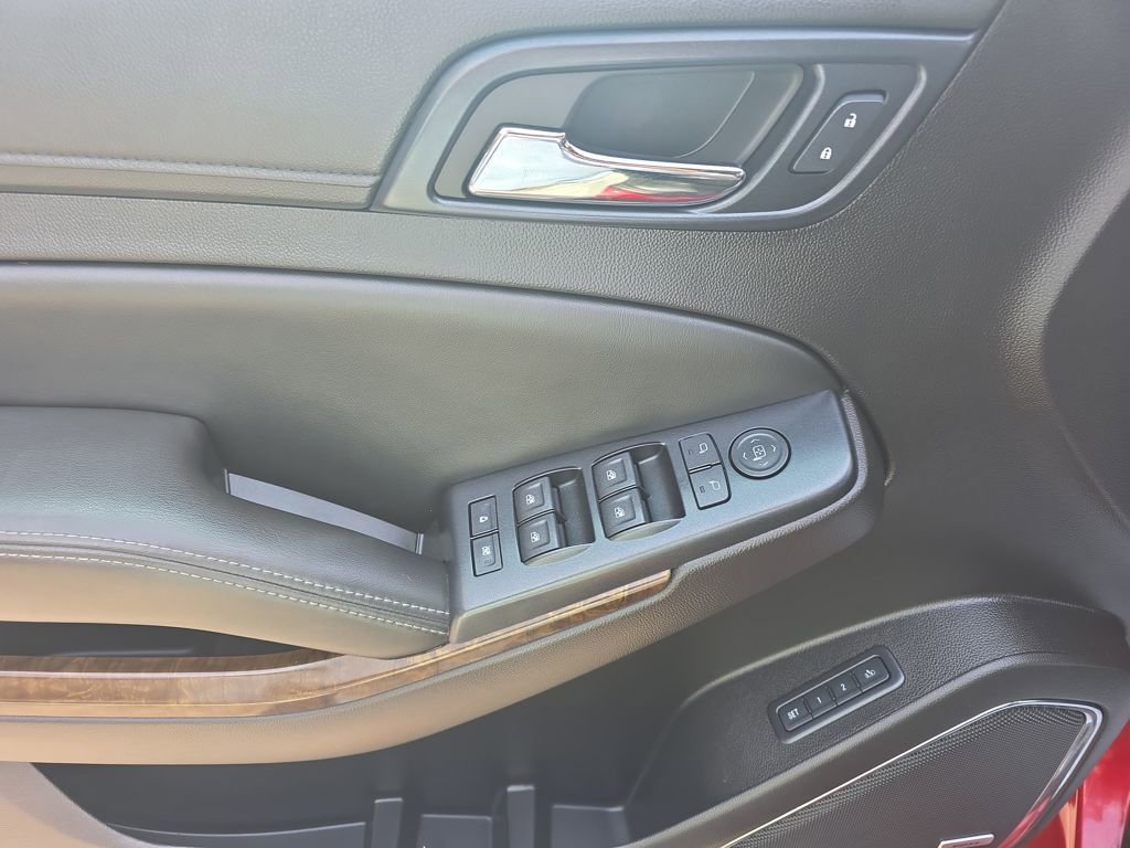 Used 2015 Chevrolet Tahoe LT image 17