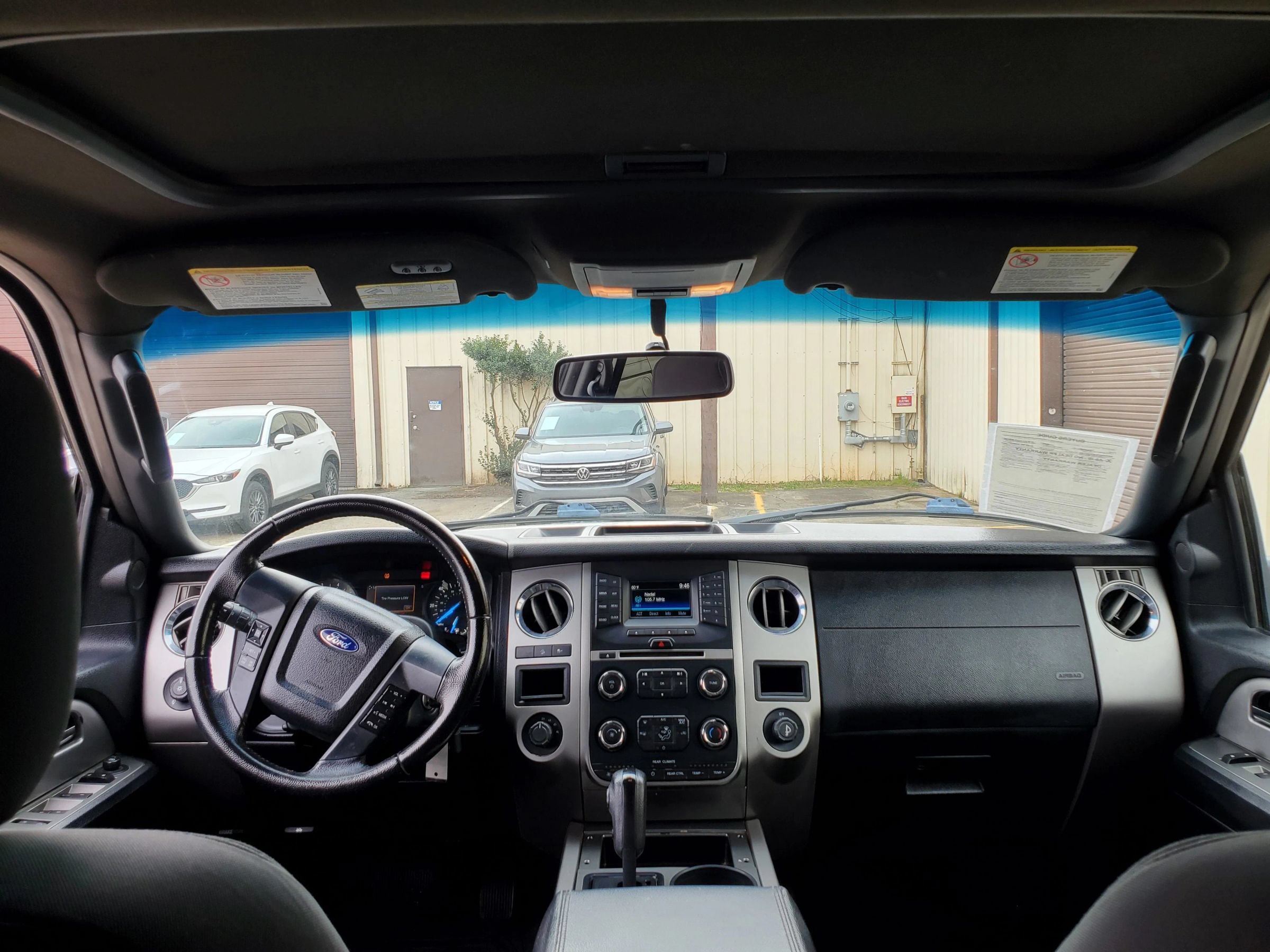 Used 2017 Ford Expedition EL XLT AWD/4WD image 34