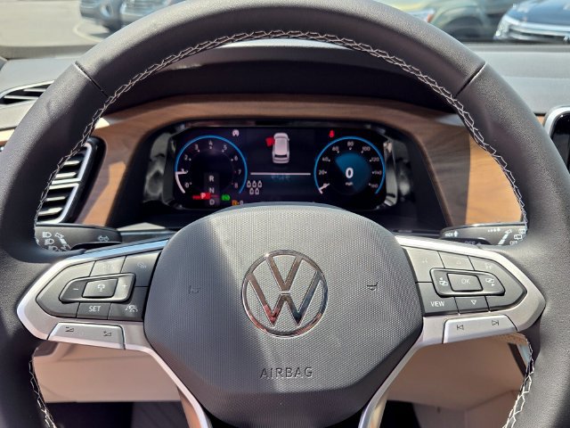 New 2026 Volkswagen Atlas SE FWD image 24