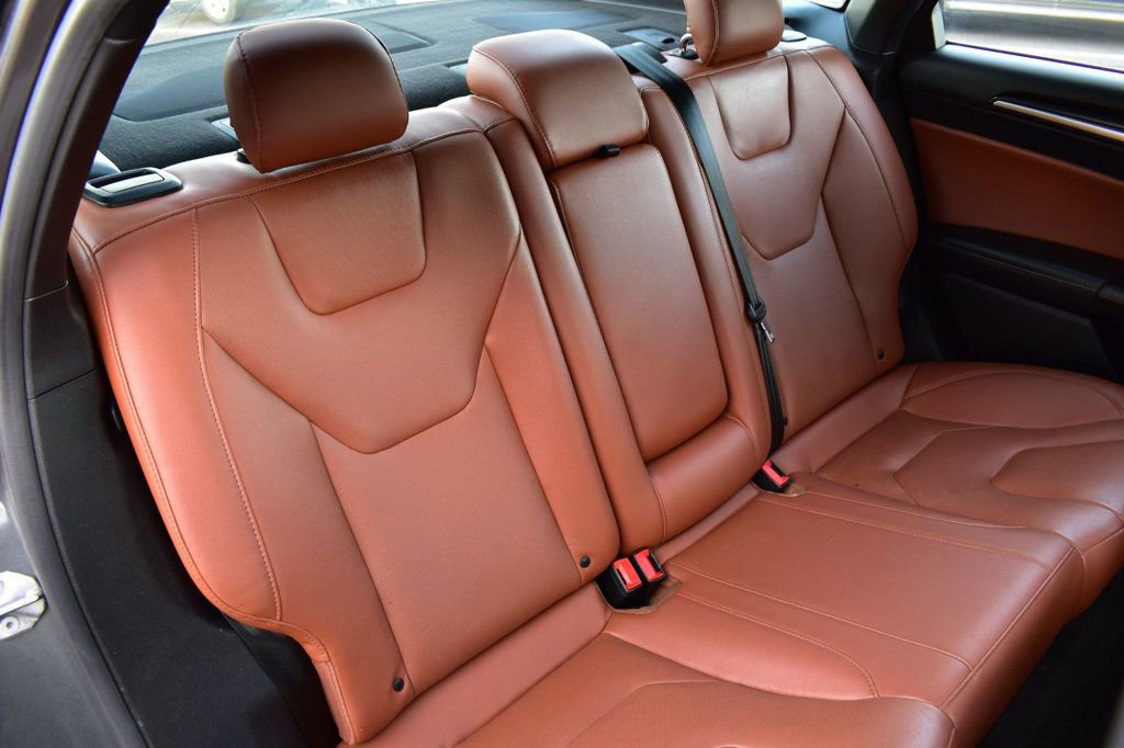 Used 2020 Ford Fusion Titanium image 24