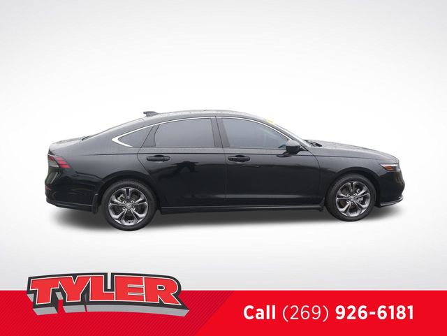 Certified 2023 Honda Accord EX image 9