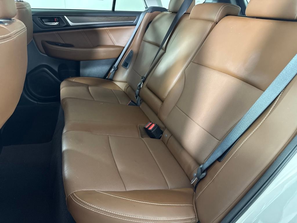 Used 2017 Subaru Outback 2.5i Touring w/ Popular Package #5A image 12