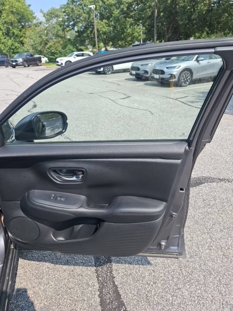 Used 2023 Honda HR-V LX image 19