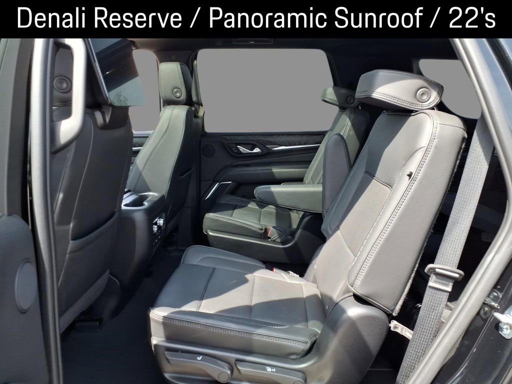 Used 2024 GMC Yukon Denali w/ Denali Reserve Package image 5