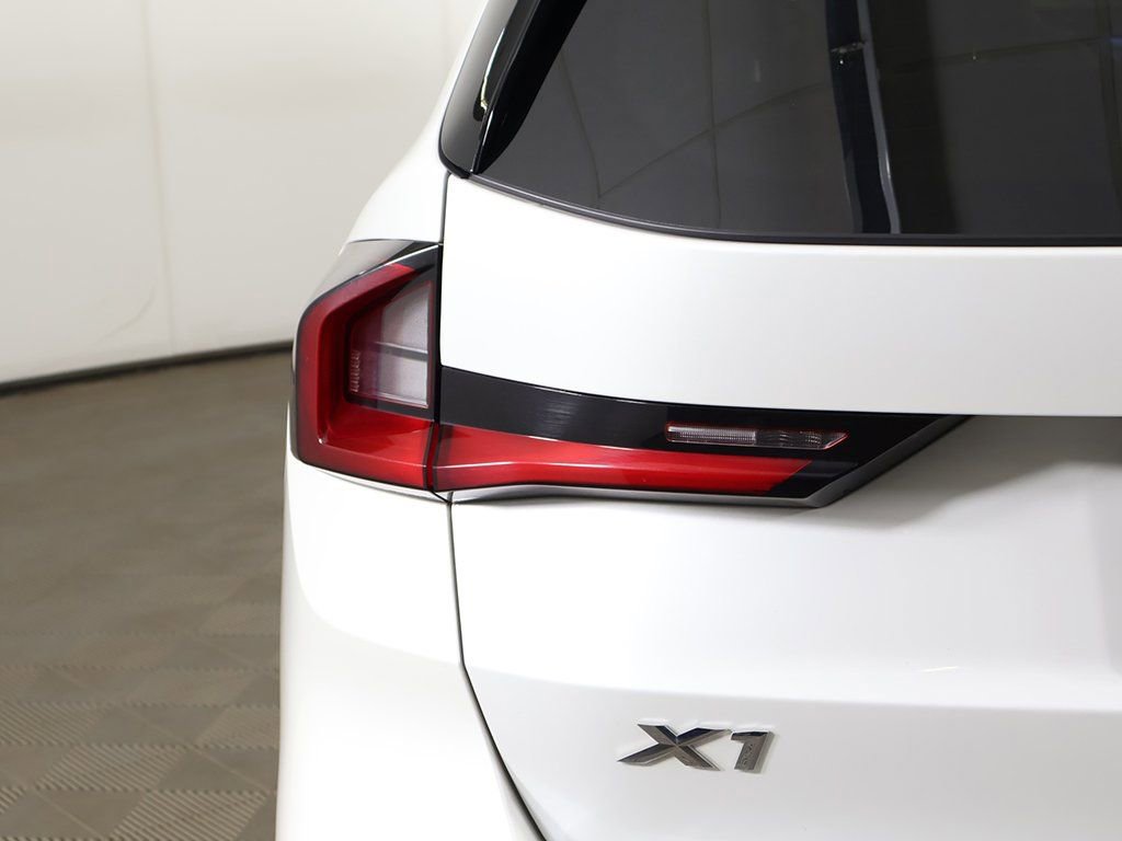 Used 2024 BMW X1 xDrive28i w/ Convenience Package image 15