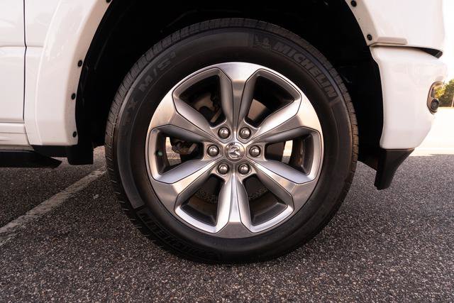 Used 2021 RAM 1500 Limited w/ Body Color Bumper Group image 40