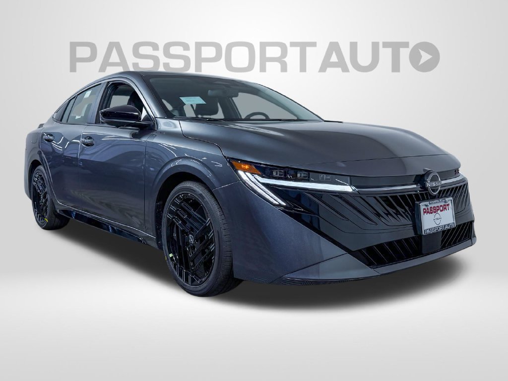 New 2027 Nissan Sentra SR w/ SR Premium Package FWD image 3