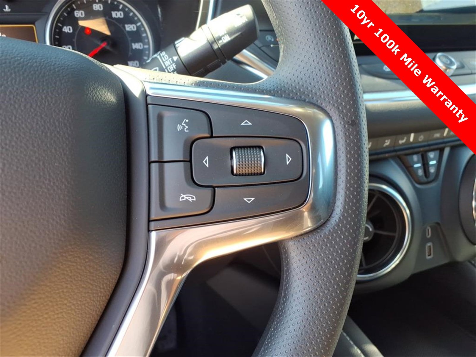 New 2025 Chevrolet Blazer LT w/ Midnight/Sport Edition image 22