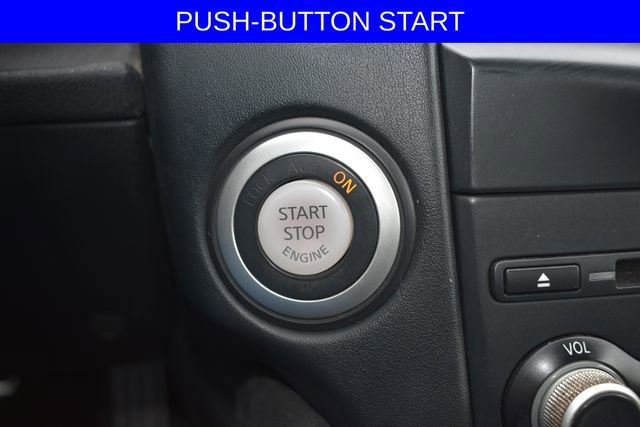 Used 2010 Nissan 370Z Touring w/ Sport Pkg image 4