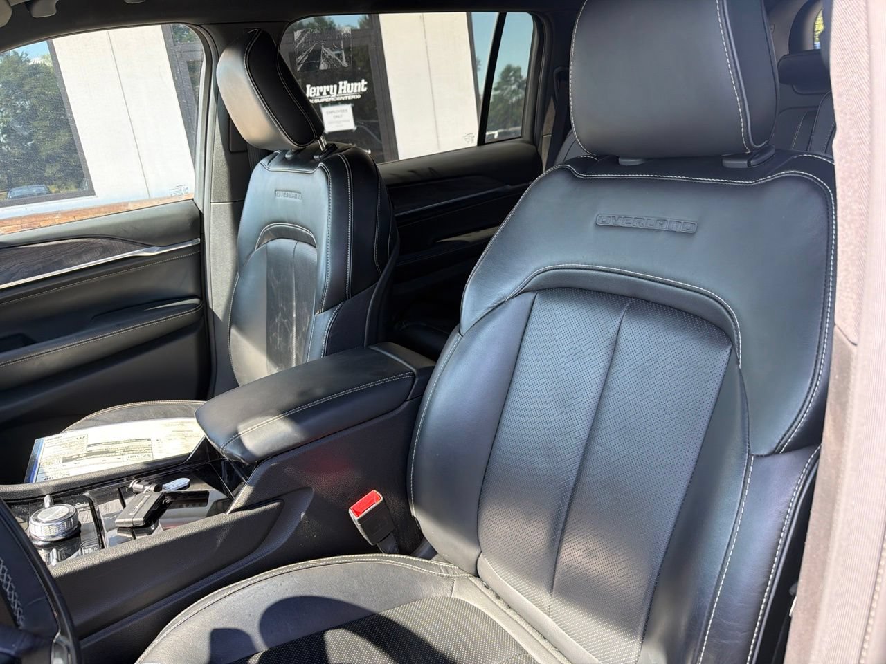 Used 2023 Jeep Grand Cherokee L Overland w/ MOPAR Finishing Package AWD/4WD image 3