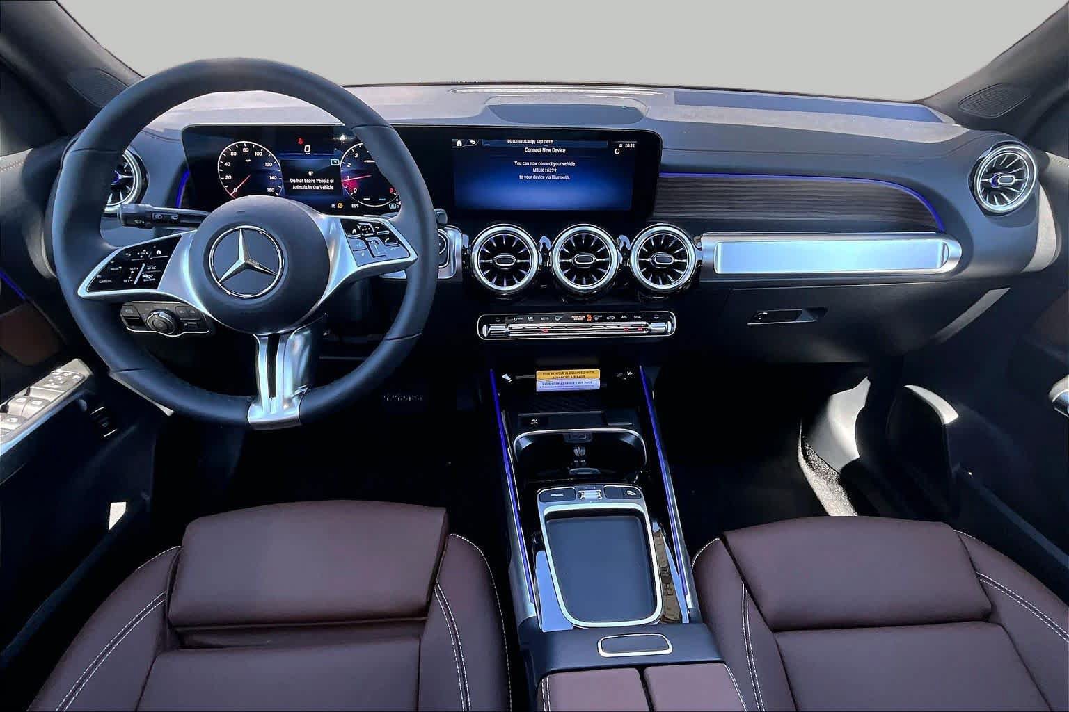 New 2026 Mercedes-Benz GLB 250 4MATIC image 8