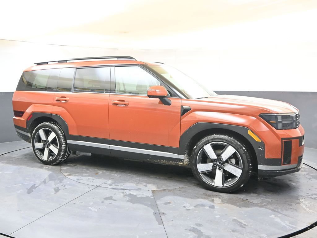 Used 2025 Hyundai Santa Fe Limited image 7