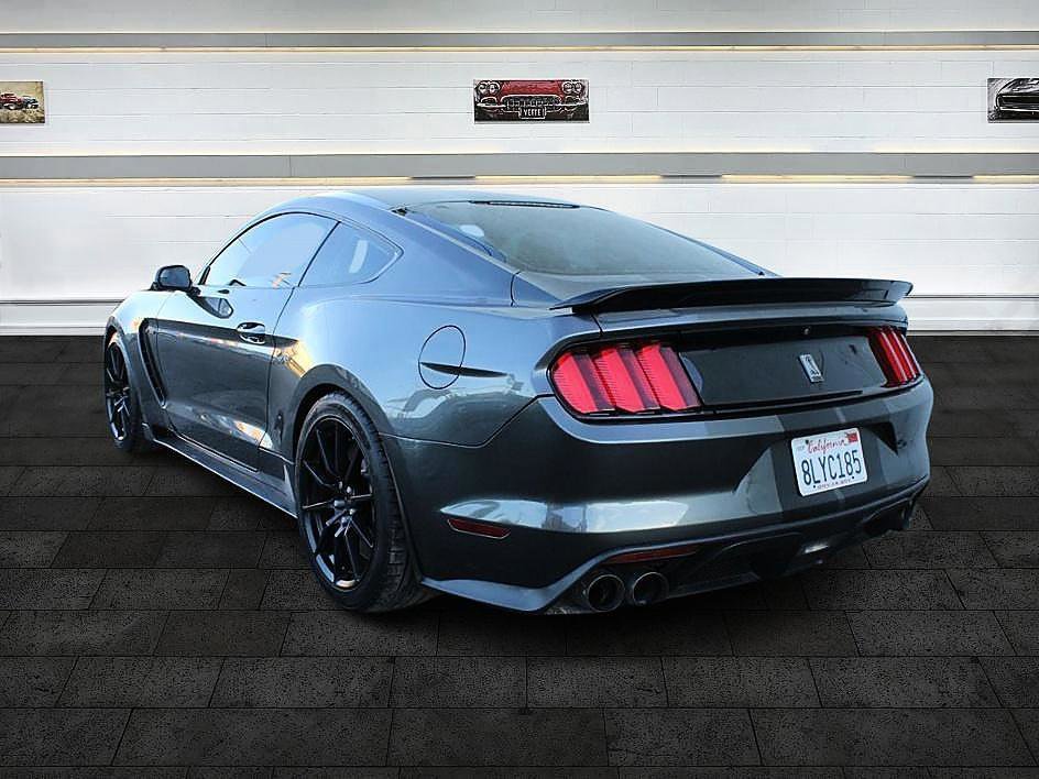 Used 2016 Ford Mustang Shelby GT350 w/ Track Package RWD image 5